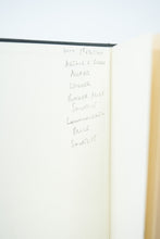 Load image into Gallery viewer, The Handmaid's Tale